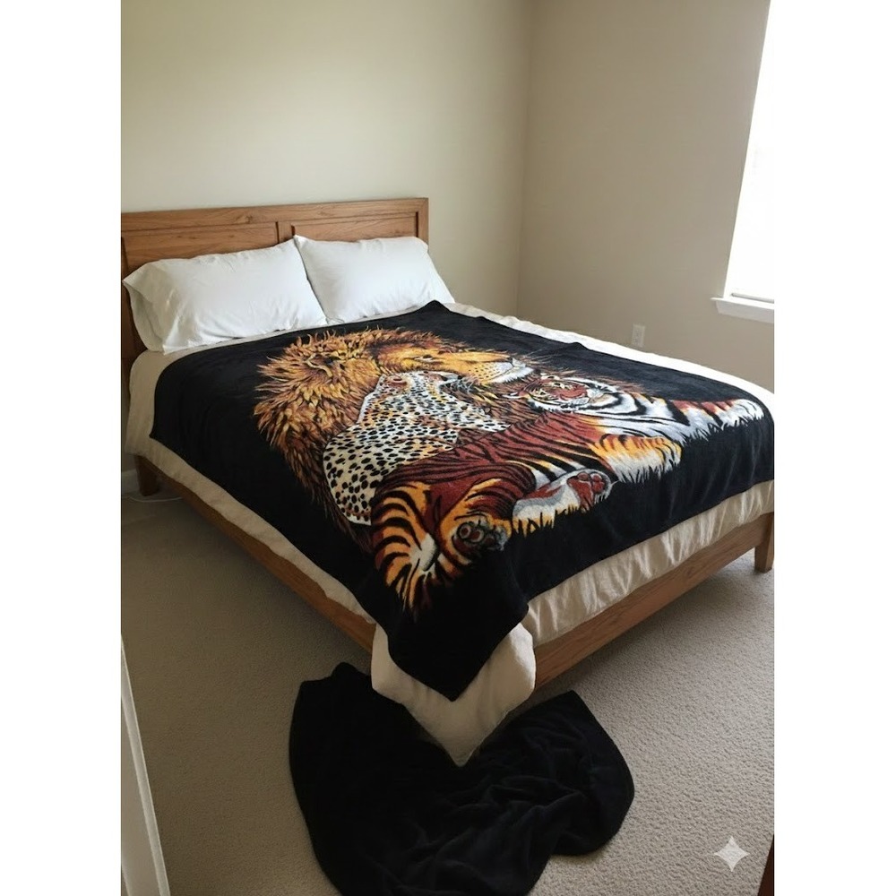 90s Royal Raschel Velvet Big Cats Plush Blanket Oversized King Tiger Safari VTG